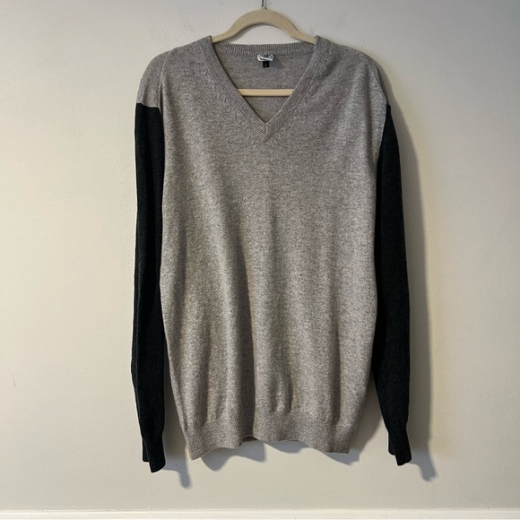 Portolano Other - Portolano Cashmere V Neck Sweater XL